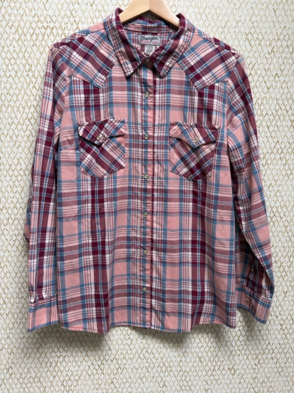 Wrangler Western Snap Shirt Pink Burgundy Plaid Cotton Blend Snap Cuff Size L